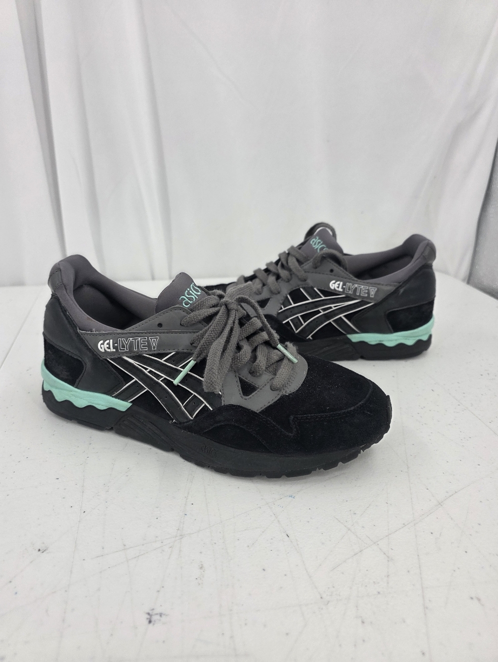 ASICS Tiger Gel-Lyte V Suede Athletic Shoe Women's Size 9 Black Gray Aqua H661L.